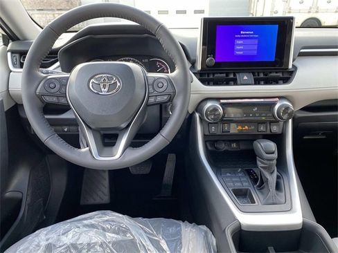 New 2025 Toyota RAV4 XLE image 9