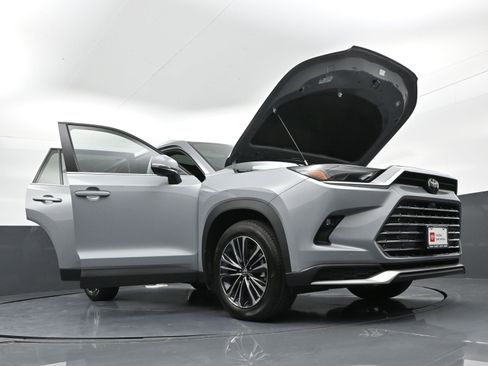 Certified 2026 Toyota Grand Highlander MAX Platinum image 52