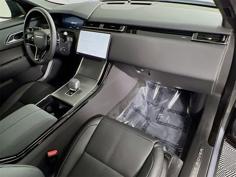 Used 2025 Land Rover Range Rover Velar Dynamic SE image 30