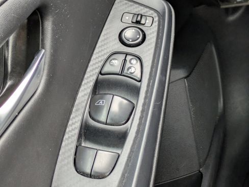 Used 2024 Nissan Sentra SV image 31