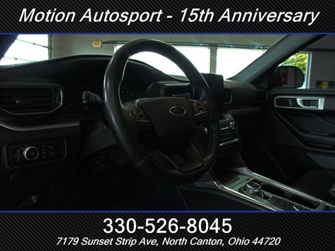 Used 2020 Ford Explorer XLT w/ Equipment Group 202A AWD/4WD image 15
