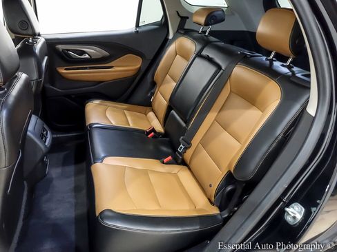 Used 2020 GMC Terrain SLT image 15