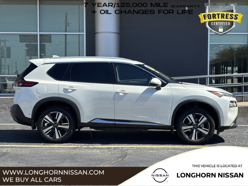 Used 2023 Nissan Rogue SL w/ SL Premium Package FWD image 2