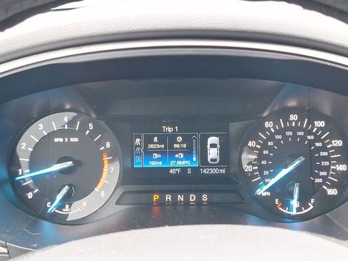 Used 2014 Ford Fusion SE w/ Equipment Group 201A image 15