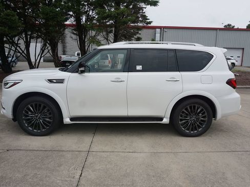Used 2023 INFINITI QX80 Premium Select w/ Cargo Package RWD image 22
