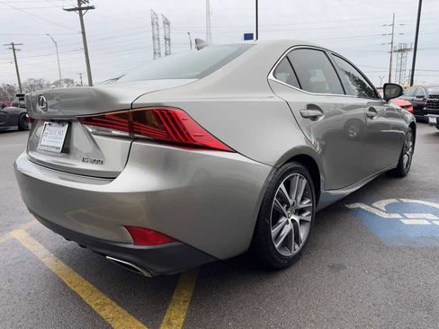 Used 2018 Lexus IS 300 w/ Accessory Package 2 image 5