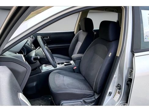 Used 2015 Nissan Rogue S w/ Convenience Package AWD/4WD image 31