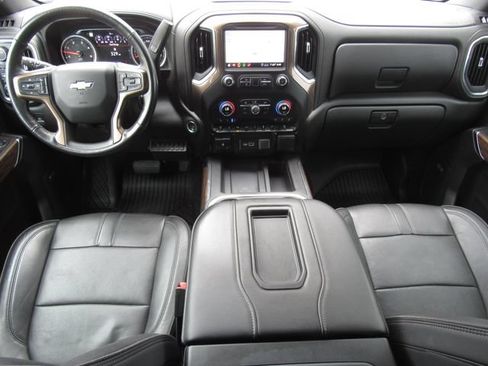 Used 2020 Chevrolet Silverado 3500 High Country w/ Z71 Off-Road Package AWD/4WD image 37