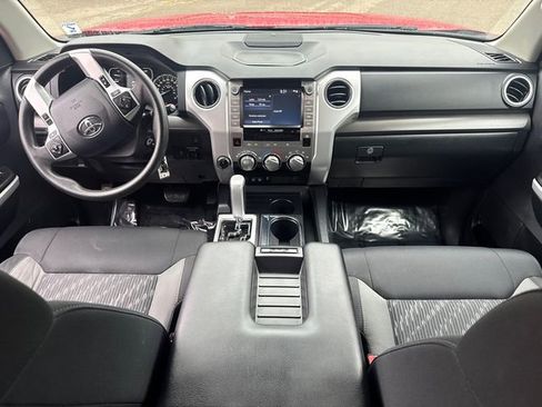 Certified 2020 Toyota Tundra SR5 image 24