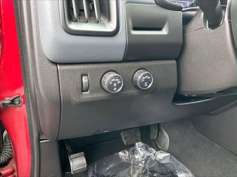 Used 2017 Chevrolet Colorado Z71 image 25