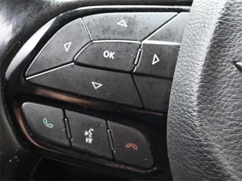 Used 2019 Chrysler 300 S image 27