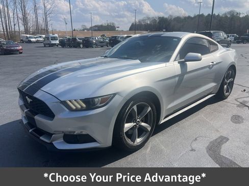 Used 2015 Ford Mustang Coupe image 8