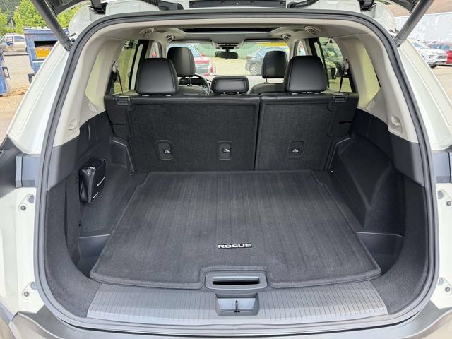 Used 2023 Nissan Rogue SV w/ SV Premium B Package AWD/4WD image 12