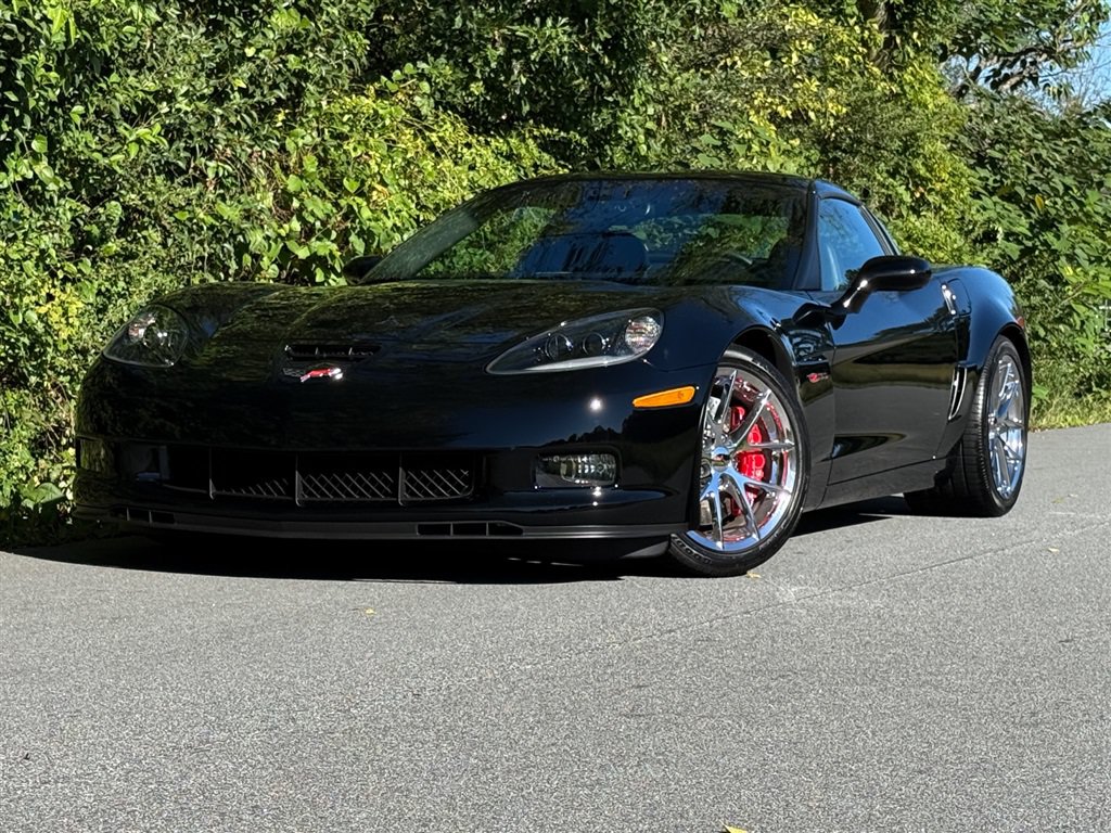 Used 2010 Chevrolet Corvette Z06 w/ Preferred Equipment Group RWD image 7