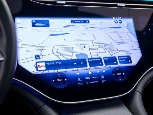 Used 2024 Mercedes-Benz EQS 450+ 4MATIC Sedan w/ Executive Rear Seat Package image 26