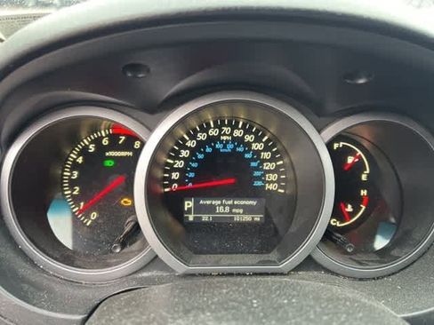 Used 2012 Suzuki Grand Vitara Limited image 11