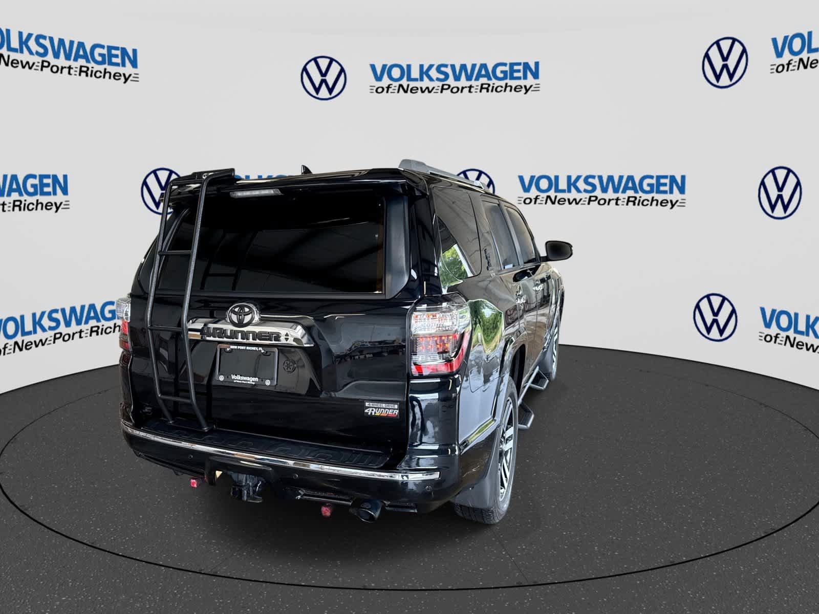 Used 2021 Toyota 4Runner Limited AWD/4WD image 14