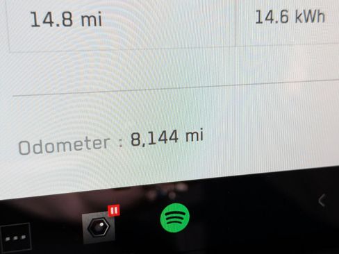 Used 2024 Tesla Cybertruck AWD Crew Cab image 21