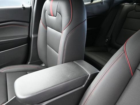 New 2026 Chevrolet Trax RS w/ Sunroof Package FWD image 14