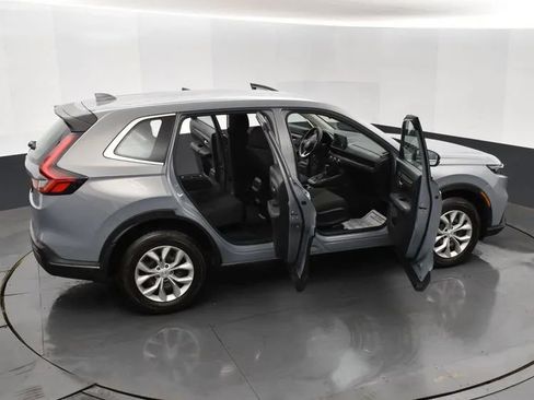 Used 2024 Honda CR-V LX image 6