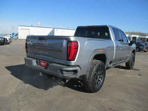 Certified 2024 GMC Sierra 2500 Denali w/ Denali Reserve Package image 5