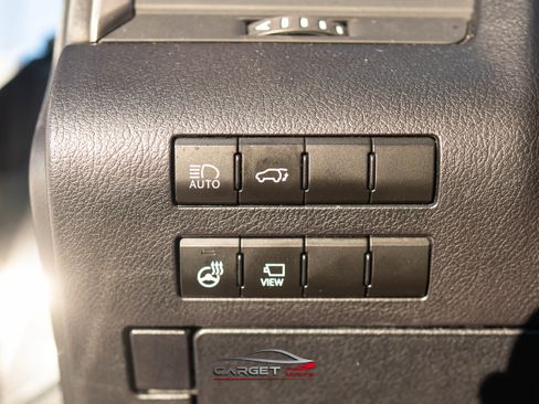 Used 2021 Lexus RX 350L FWD w/ Premium Package image 39