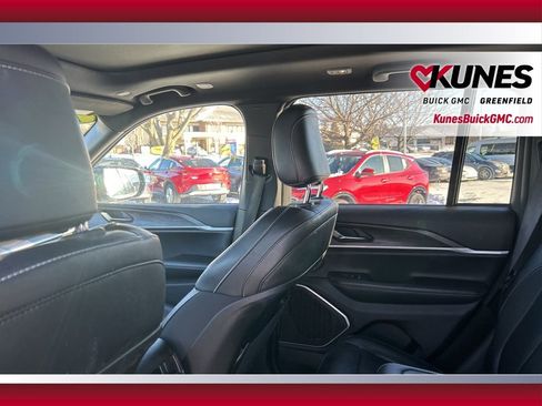 Used 2024 Jeep Grand Cherokee Limited 4xe image 35