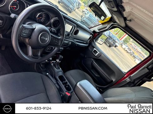 Used 2021 Jeep Wrangler Unlimited Sport AWD/4WD image 18