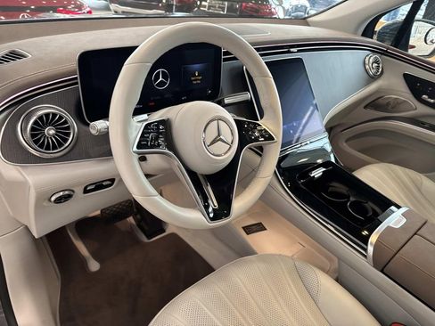 Used 2023 Mercedes-Benz EQS 450+ SUV image 18