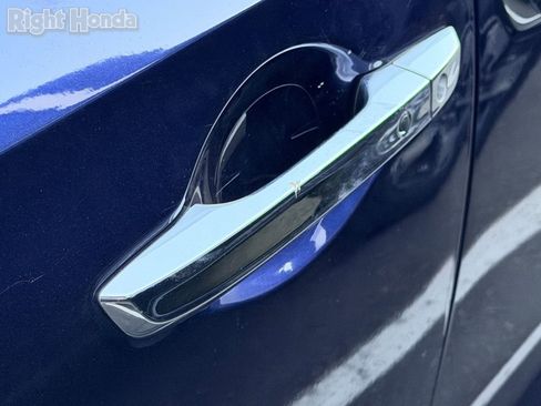 Used 2024 Honda Odyssey EX image 11