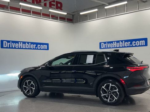 Used 2026 Chevrolet Equinox EV LT FWD image 8