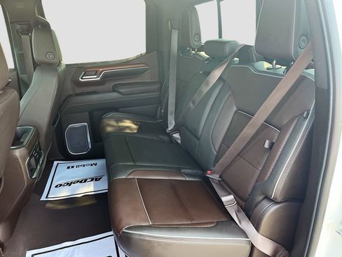 Used 2023 GMC Sierra 1500 Denali w/ Denali Reserve Package AWD/4WD image 26