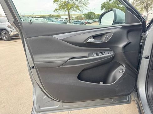 Certified 2025 Buick Envista Preferred w/ Convenience II Package image 4