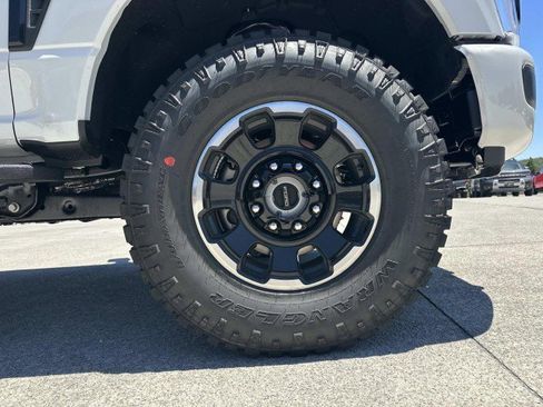 New 2026 Ford F250 Lariat w/ Tremor Off-Road Package AWD/4WD image 12