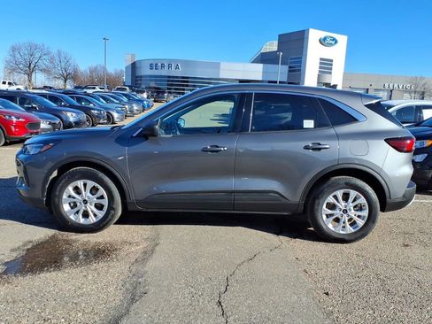 Used 2024 Ford Escape Active AWD/4WD image 2