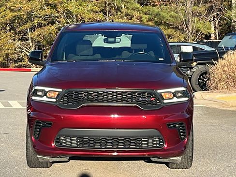 Used 2023 Dodge Durango GT image 3