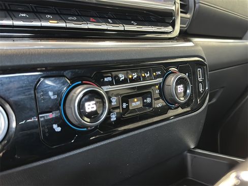 Used 2022 Chevrolet Silverado 1500 LT Trail Boss w/ Protection Package image 14