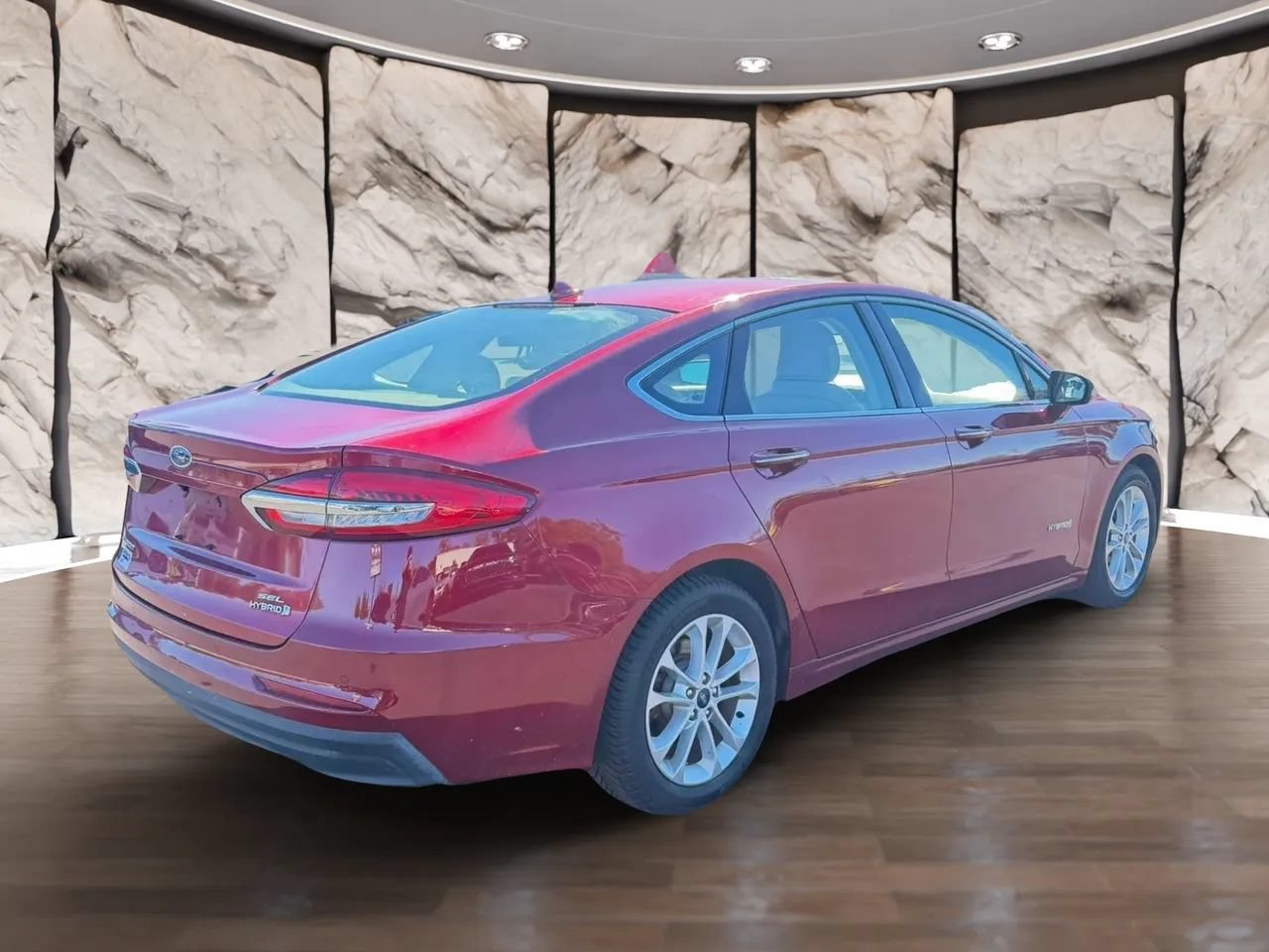 Used 2019 Ford Fusion SEL FWD image 5