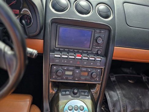 Used 2006 Lamborghini Gallardo Spyder image 26