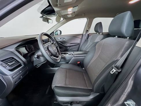 Used 2023 Nissan Rogue SV AWD/4WD image 10