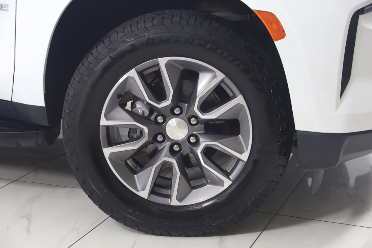 Used 2022 Chevrolet Tahoe LT w/ LT Signature Plus Package AWD/4WD image 18