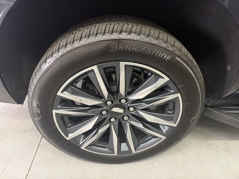 Used 2021 Cadillac Escalade Sport w/ LPO, Illumination Package RWD image 27