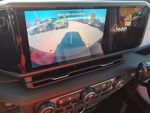 New 2024 Jeep Wrangler Sport S image 25