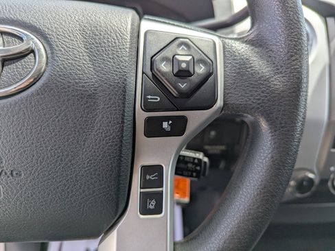 Used 2019 Toyota Tundra SR5 AWD/4WD image 17