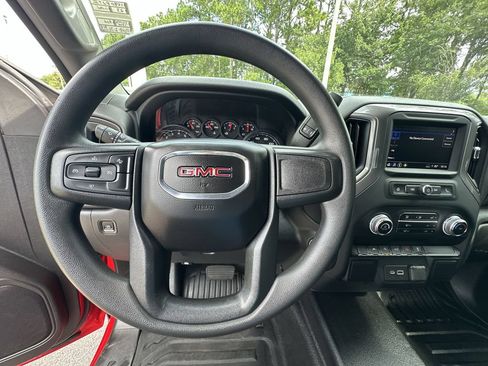 Certified 2023 GMC Sierra 1500 Pro AWD/4WD image 11