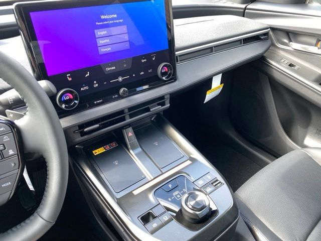 New 2026 Subaru Solterra AWD/4WD image 16