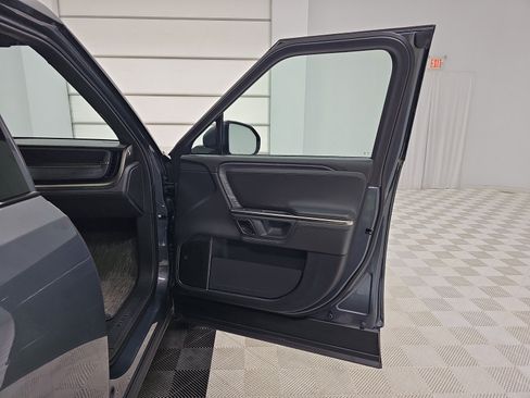 Used 2024 Rivian R1T Adventure AWD/4WD image 18