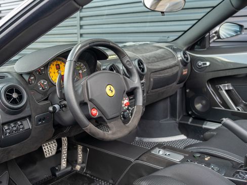 Used 2009 Ferrari F430 Scuderia RWD image 4