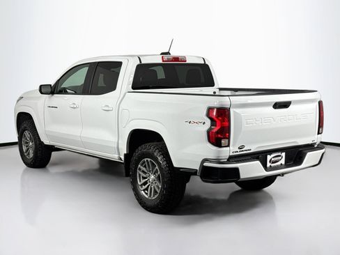 Used 2023 Chevrolet Colorado LT AWD/4WD image 13