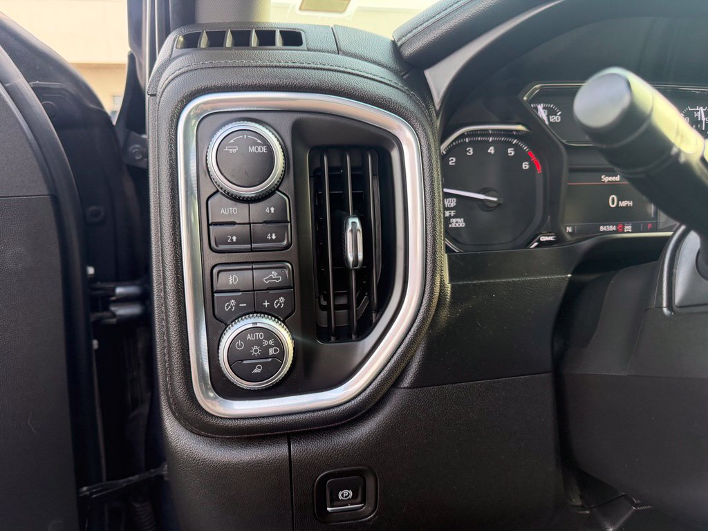 Used 2021 GMC Sierra 1500 SLT AWD/4WD image 24